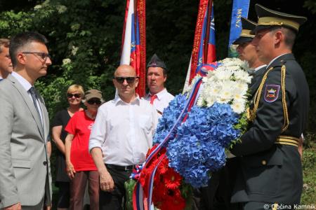 Tradicionalna spominska slovesnost v Češnjicah (45)